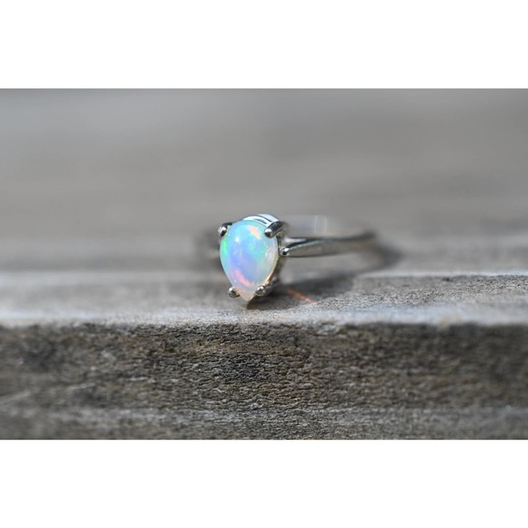 Opal ring,, alternative engagement ring, jewelry for her, anniversary gi… - Picture 2 of 2